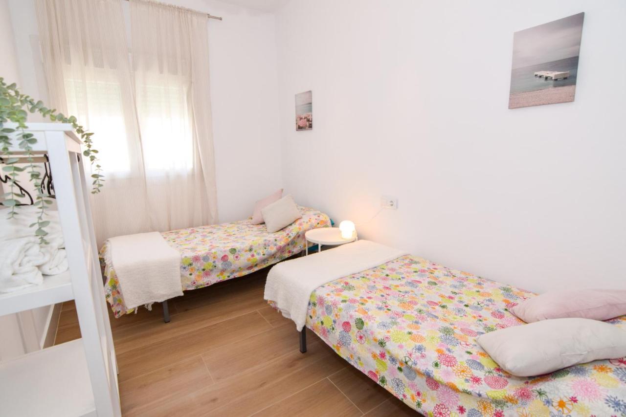 Apartamentos Atlantida Chipiona Bagian luar foto