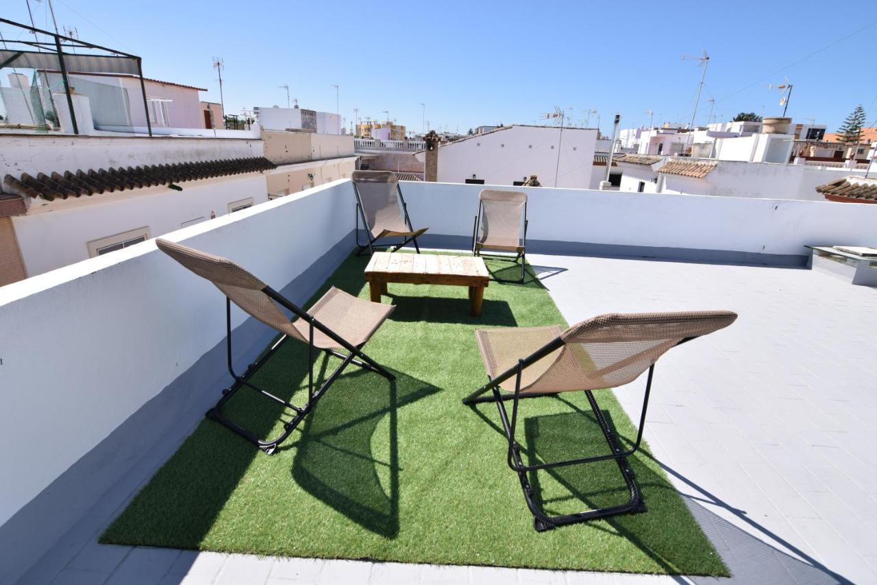 Apartamentos Atlantida Chipiona Bagian luar foto